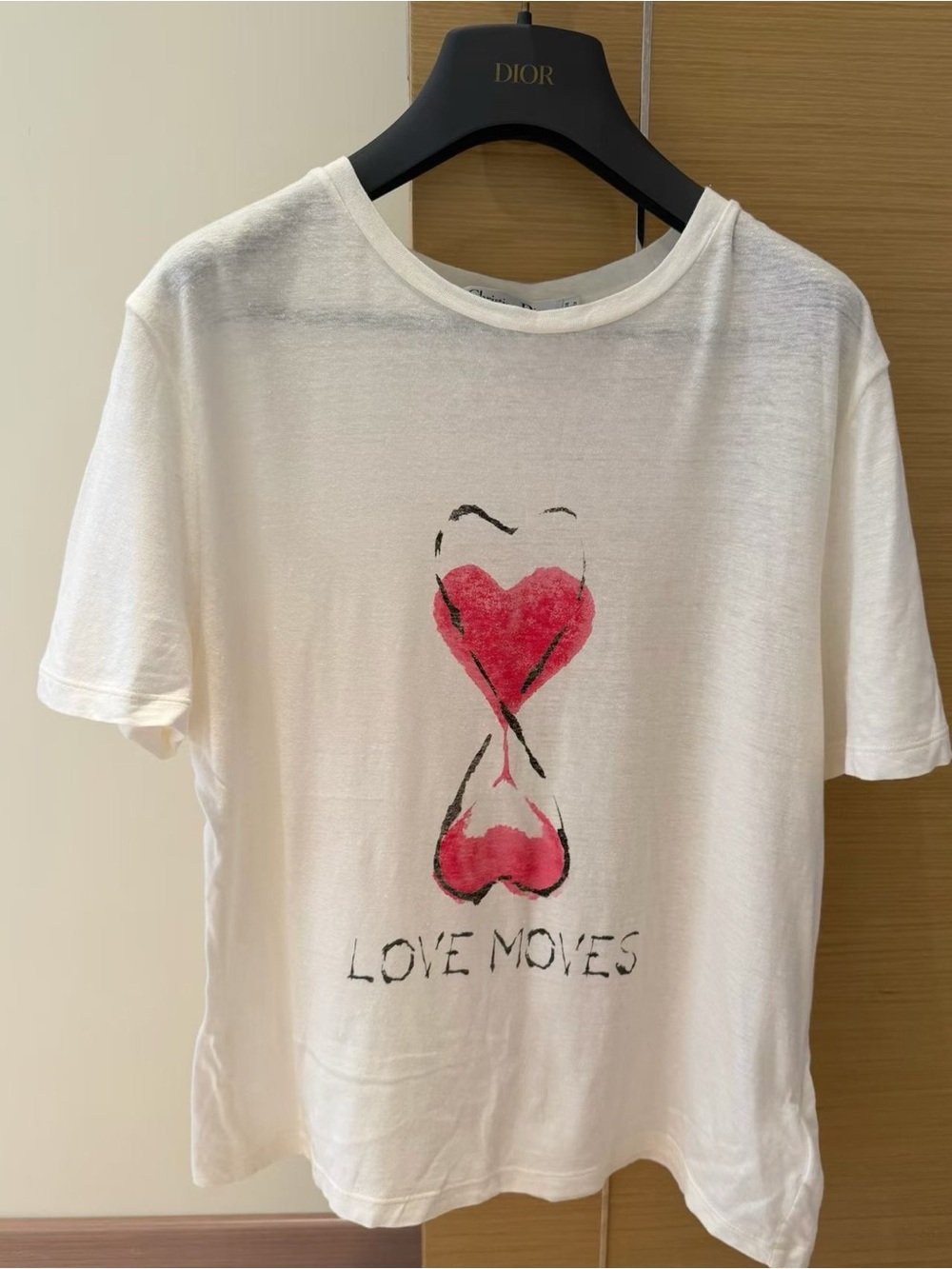 🚩steal Dior White Tee with Pink Heart Graphic - Women Shorts Category